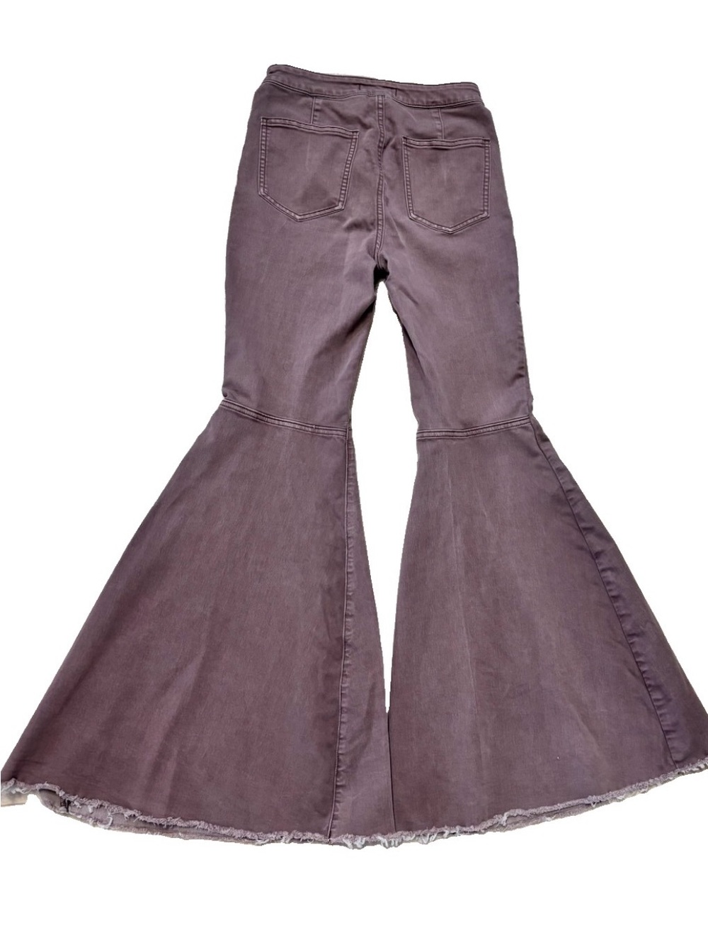 We The Free By Free People Just Float On Dusty Purple Flare Jeans Size 27 - Picture 7 of 10